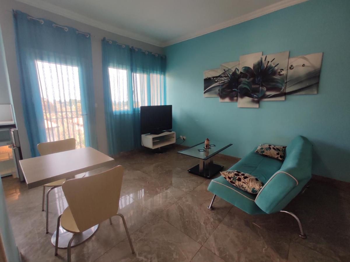 Residence Jardin Tropical Yaoundé エクステリア 写真