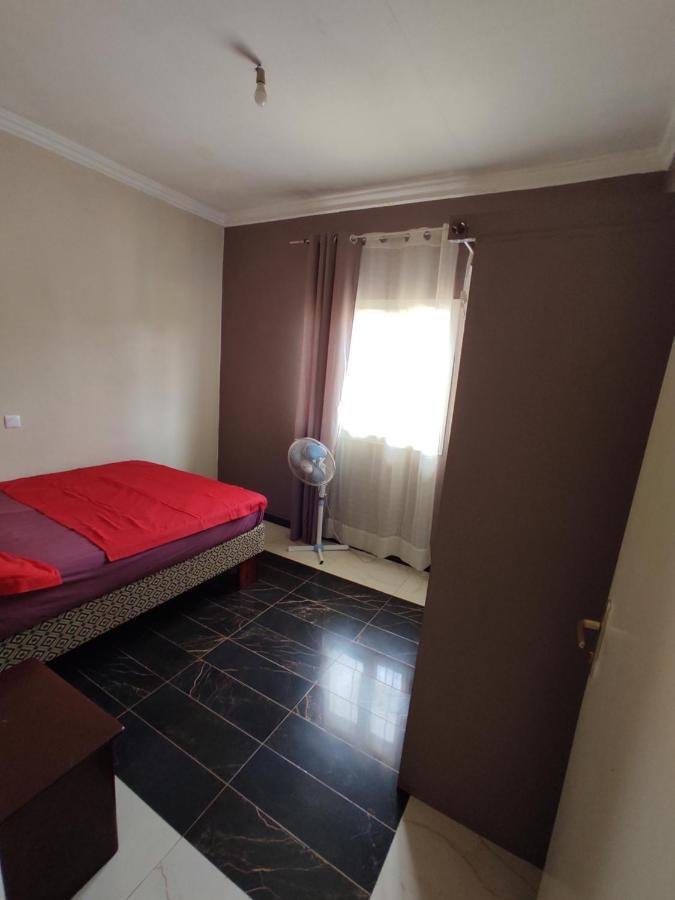 Residence Jardin Tropical Yaoundé エクステリア 写真