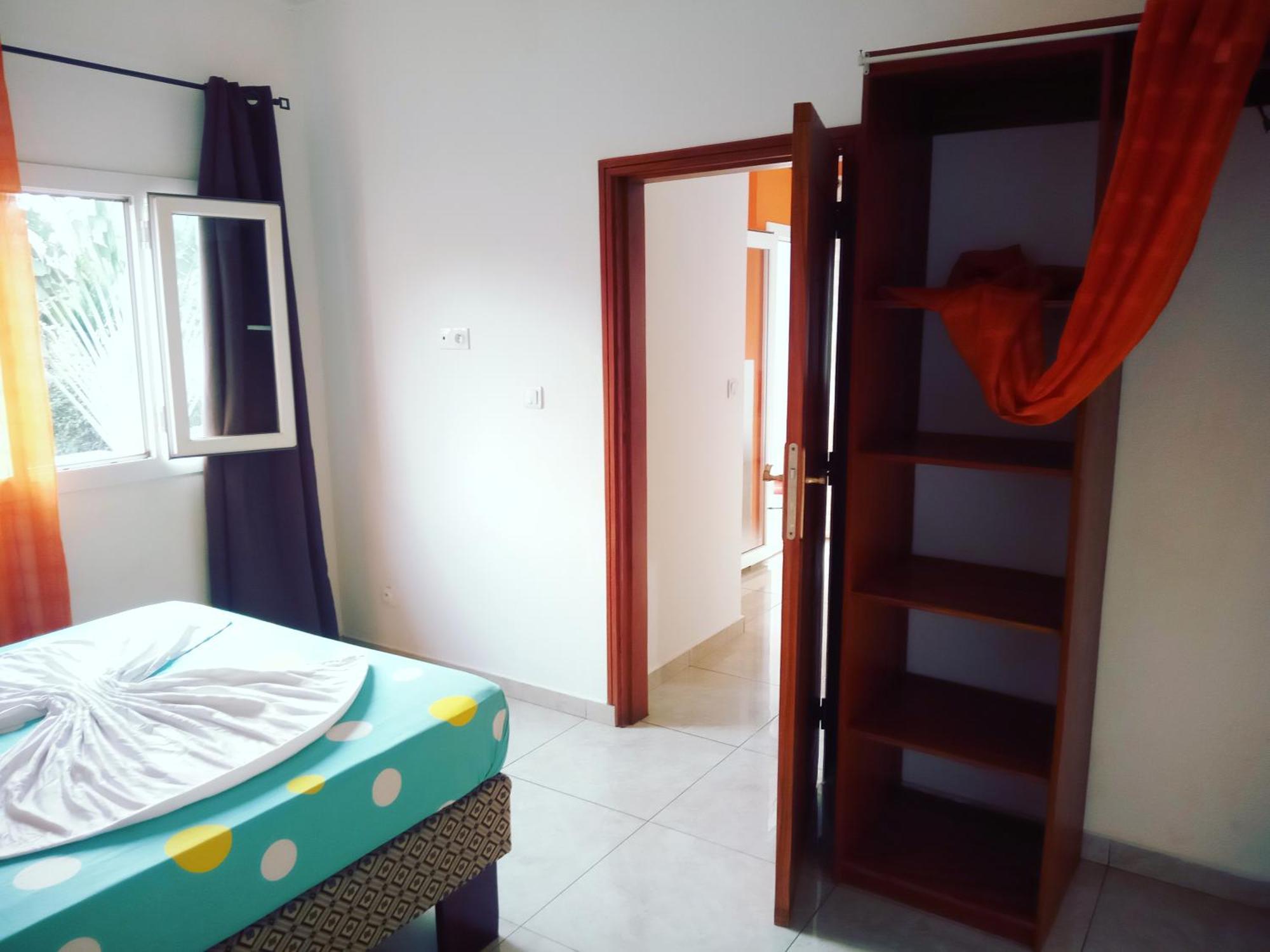 Residence Jardin Tropical Yaoundé エクステリア 写真