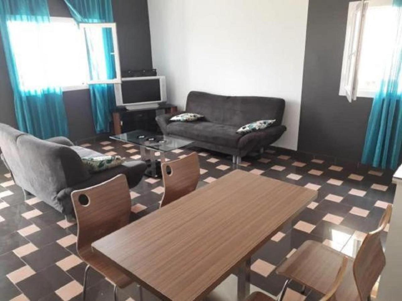 Residence Jardin Tropical Yaoundé エクステリア 写真